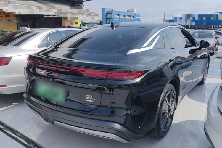 Used BYD Han L 2025 DM-i 200KM LiDAR Luxury Model Rear Right 45 Deg