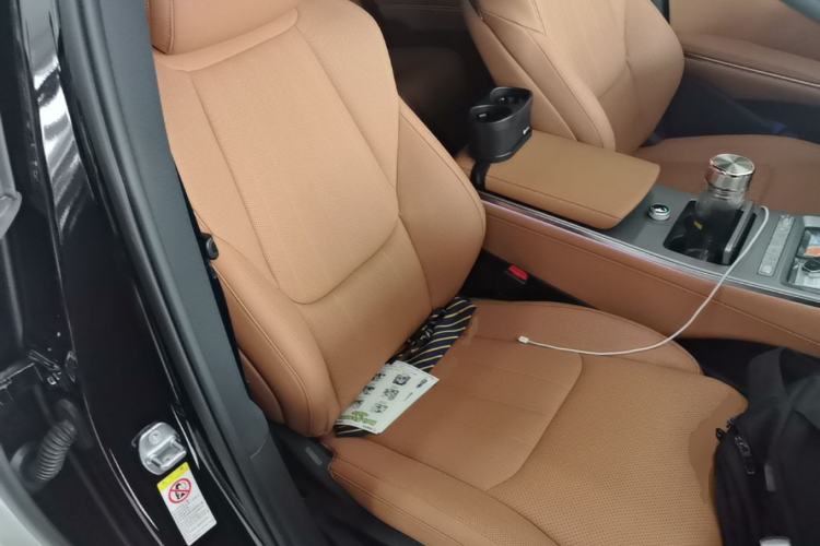 Used BYD Han L 2025 EV 701 km LiDAR Flagship Edition Right Front Seat