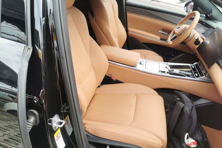 Used BYD Han L 2025 DM-i 200km LiDAR Flagship Model Right Front Seat