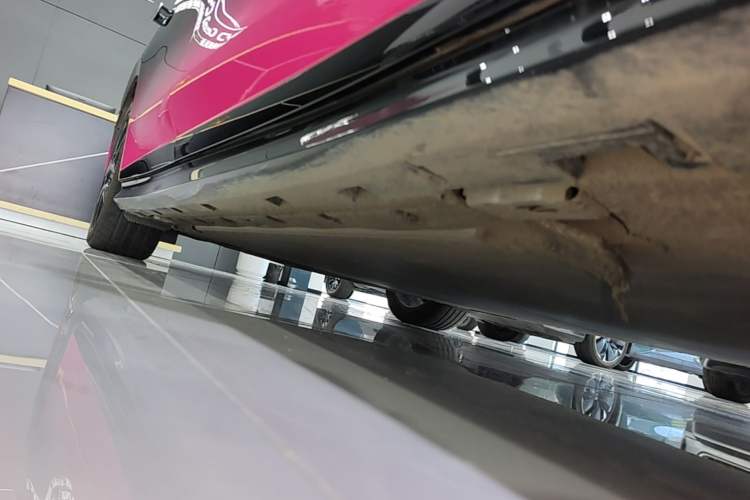 Used BYD Han L 2025 EV Four-Wheel Drive LiDAR Flagship Model Right Side Sill
