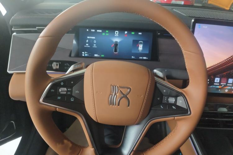 Used BYD Han L 2025 DM-p Four-Wheel-Drive LiDAR Flagship Model Steering Wheel
