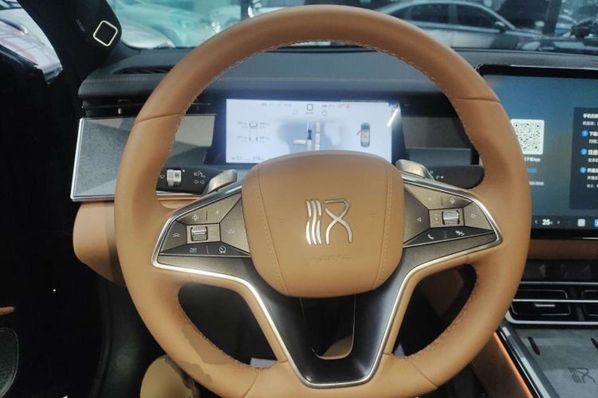 Used BYD Han L 2025 EV 701KM LiDAR Deluxe Edition Steering Wheel