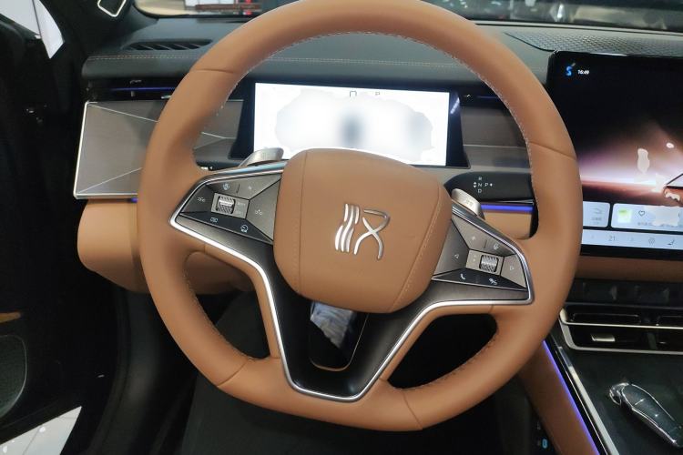 Used BYD Han L 2025 DM-p Four-Wheel-Drive LiDAR Flagship Model Steering Wheel