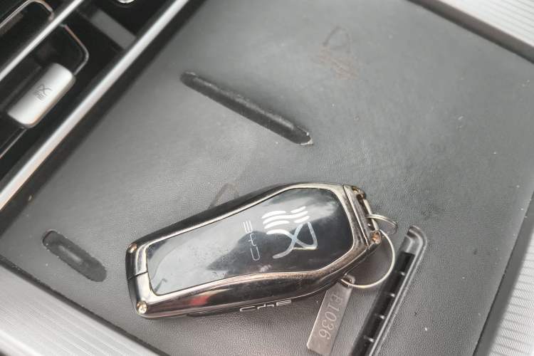 Used BYD Han L 2025 EV 701 km LiDAR Flagship Edition Vehicle Key