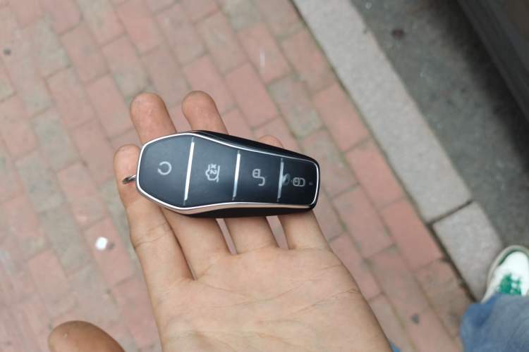 Used BYD Han L 2025 EV 701KM LiDAR Deluxe Edition Vehicle Key