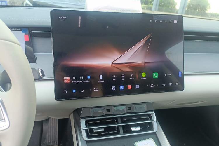 Used BYD Han L 2025 EV 701 km LiDAR Flagship Edition Audio And AC Panel
