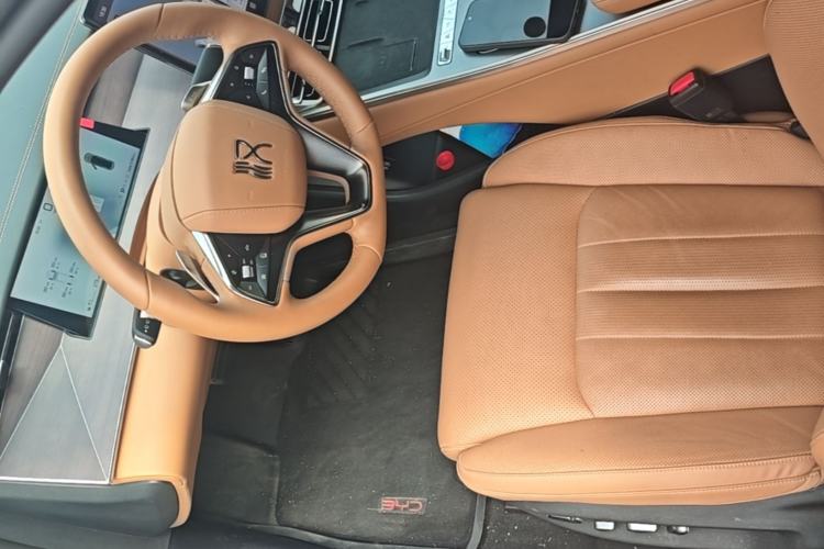 Used BYD Han L 2025 EV Four-Wheel Drive LiDAR Flagship Model Driver Seat