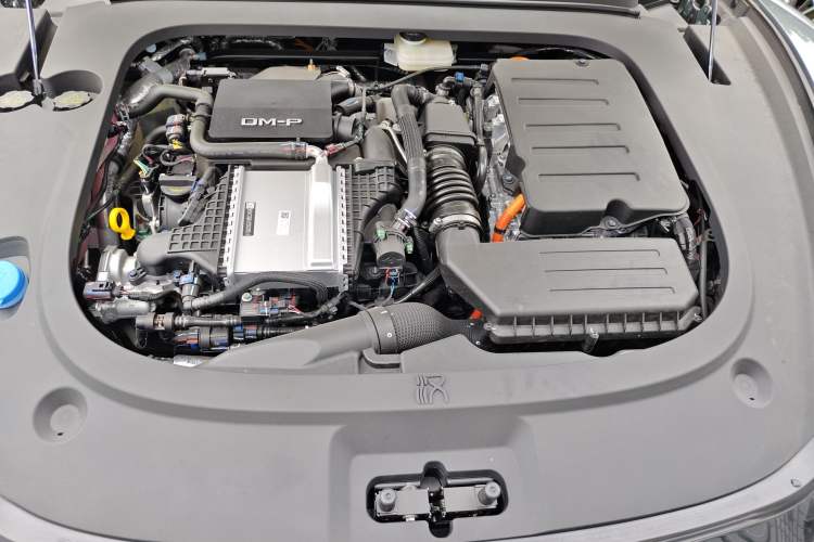 Used BYD Han L 2025 DM-p Four-Wheel-Drive LiDAR Flagship Model Engine Bay