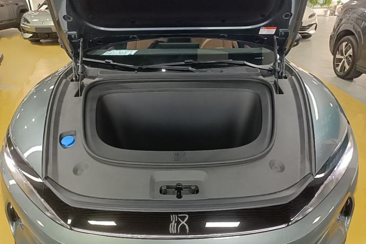 Used BYD Han L 2025 EV 701KM LiDAR Deluxe Edition Engine Bay