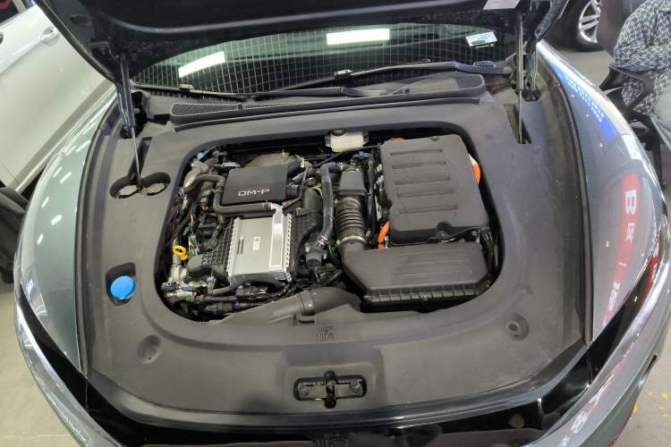 Used BYD Han L 2025 DM-p Four-Wheel-Drive LiDAR Flagship Model Engine Bay