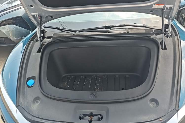 Used BYD Han L 2025 EV Four-Wheel Drive LiDAR Flagship Model Engine Bay