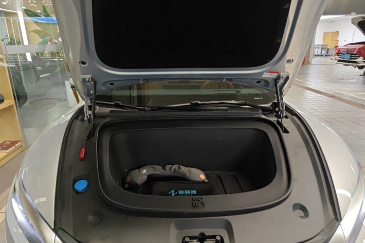 Used BYD Han L 2025 EV Four-Wheel Drive LiDAR Flagship Model Engine Bay