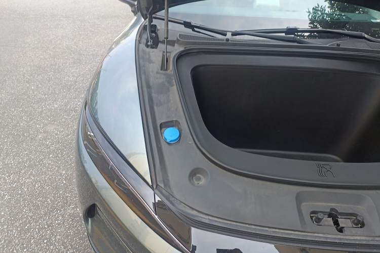Used BYD Han L 2025 EV 701 km LiDAR Flagship Edition Engine Bay Right