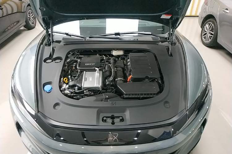 Used BYD Han L 2025 DM-p Four-Wheel-Drive LiDAR Flagship Model Engine Bay