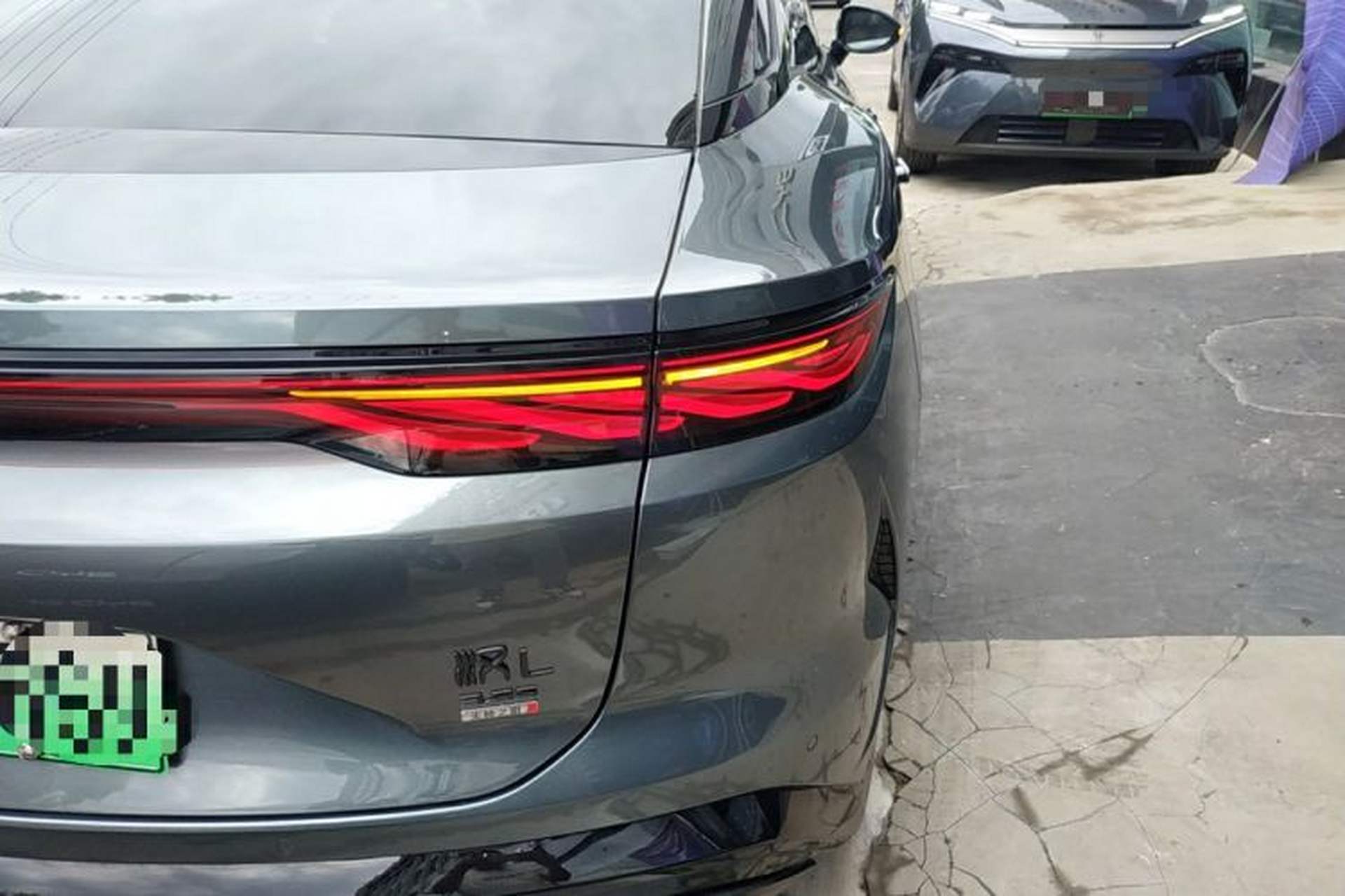 Used BYD Han L 2025 DM-p Four-Wheel-Drive LiDAR Flagship Model Exterior 2