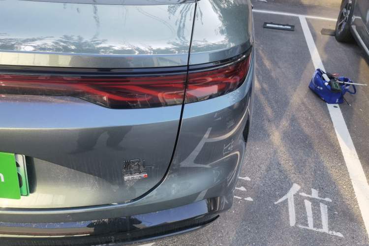 Used BYD Han L 2025 DM-i 200km LiDAR Flagship Model Exterior 6