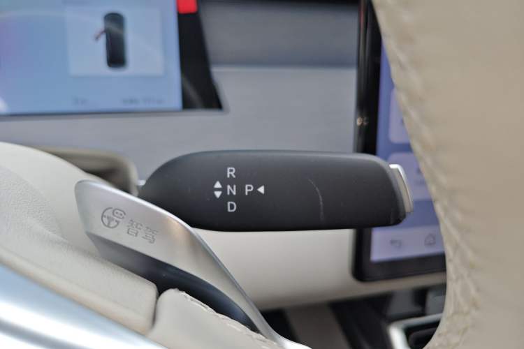 Used BYD Han L 2025 DM-p Four-Wheel-Drive LiDAR Flagship Model Gear Lever
