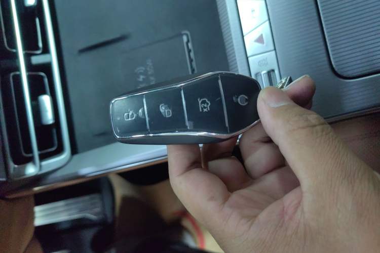 Used BYD Han L 2025 DM-p Four-Wheel-Drive LiDAR Flagship Model Interior 1