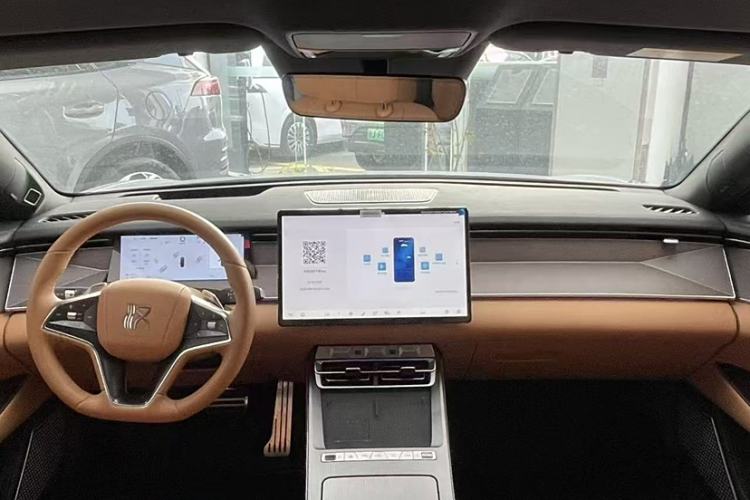 Used BYD Han L 2025 DM-p Four-Wheel-Drive LiDAR Flagship Model Interior 1