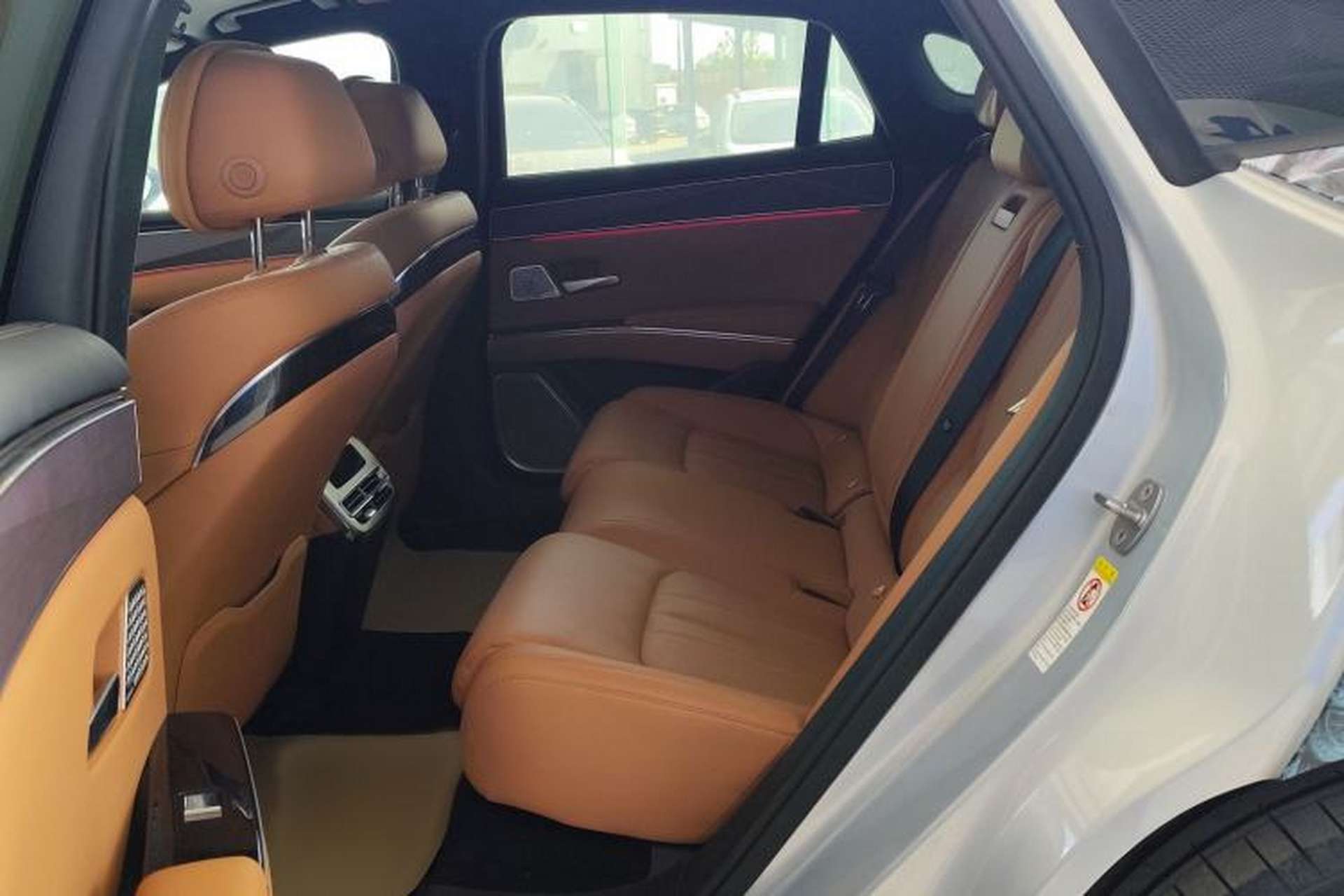 Used BYD Han L 2025 EV Four-Wheel Drive LiDAR Flagship Model Interior 4