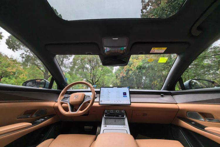 Used BYD Han L 2025 DM-p Four-Wheel-Drive LiDAR Flagship Model Interior 4