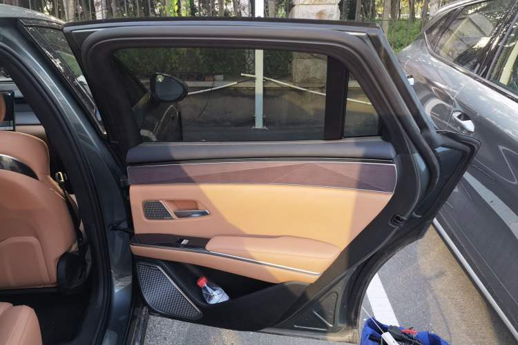 Used BYD Han L 2025 DM-i 200km LiDAR Flagship Model Interior 6