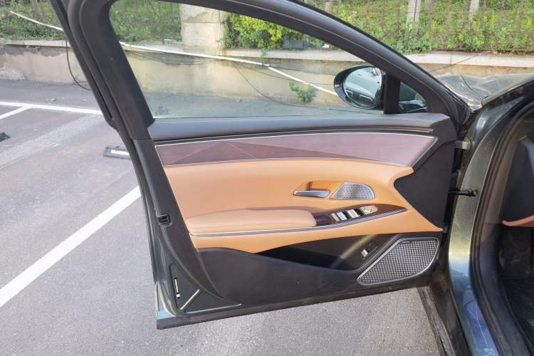 Used BYD Han L 2025 DM-i 200km LiDAR Flagship Model Interior 7