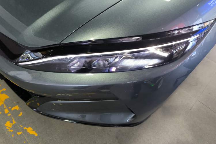Used BYD Han L 2025 DM-p Four-Wheel-Drive LiDAR Flagship Model Left Front Headlight