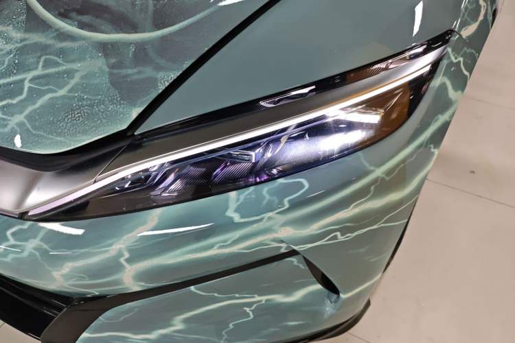 Used BYD Han L 2025 EV Four-Wheel Drive LiDAR Flagship Model Left Front Headlight