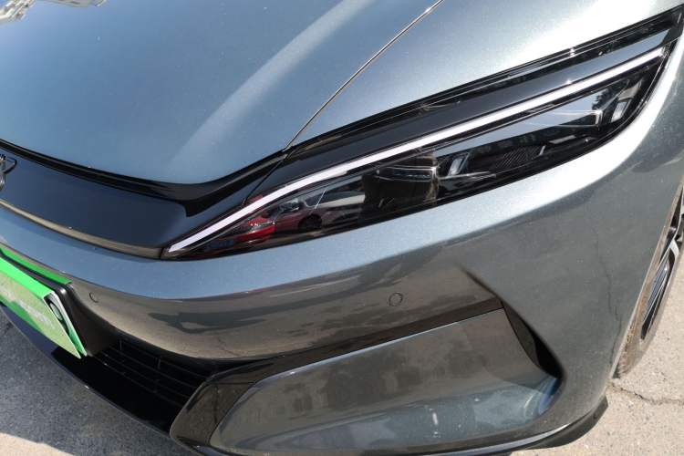 Used BYD Han L 2025 DM-p Four-Wheel-Drive LiDAR Flagship Model Left Front Headlight