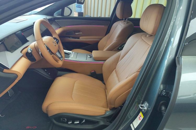 Used BYD Han L 2025 DM-p Four-Wheel-Drive LiDAR Flagship Model Left Front Seat