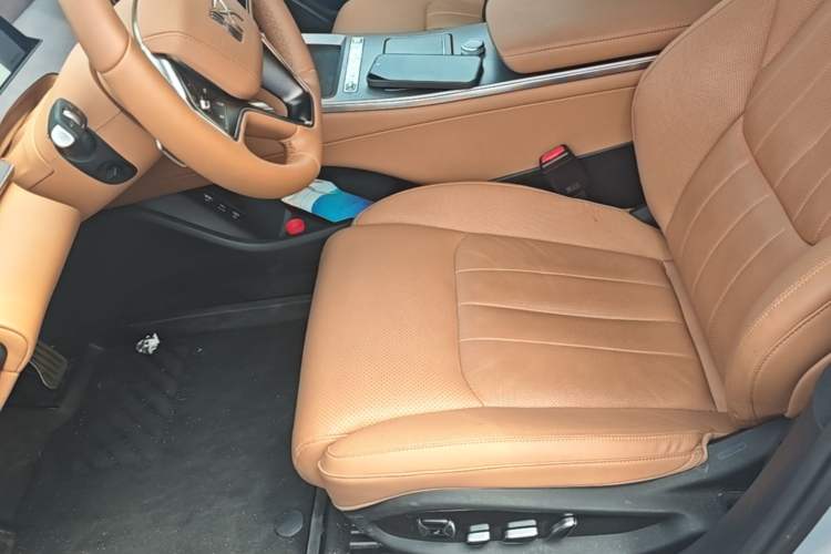Used BYD Han L 2025 EV Four-Wheel Drive LiDAR Flagship Model Left Front Seat