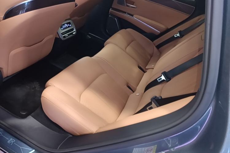 Used BYD Han L 2025 DM-p Four-Wheel-Drive LiDAR Flagship Model Left Rear Seat