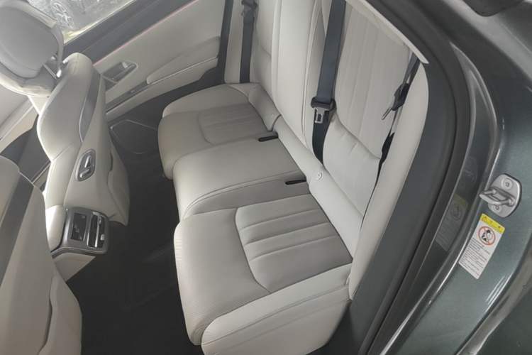 Used BYD Han L 2025 DM-i 200km LiDAR Flagship Model Left Rear Seat