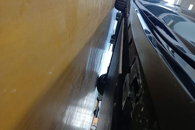 Used BYD Han L 2025 EV 701KM LiDAR Deluxe Edition Left Side Sill