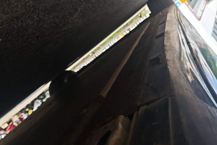 Used BYD Han L 2025 EV Four-Wheel Drive LiDAR Flagship Model Left Side Sill