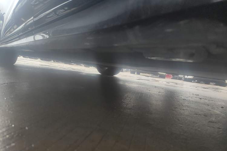 Used BYD Han L 2025 DM-i 200km LiDAR Flagship Model Left Side Sill