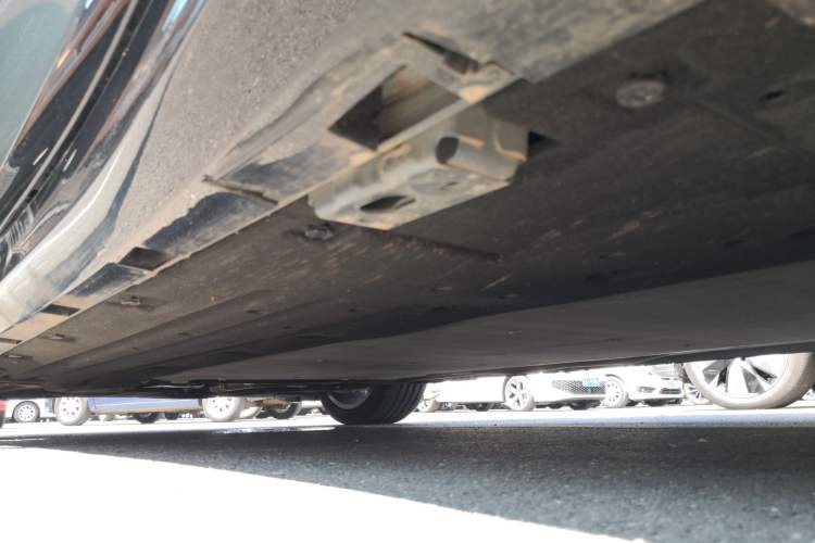 Used BYD Han L 2025 DM-p Four-Wheel-Drive LiDAR Flagship Model Left Side Sill