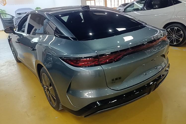 Used BYD Han L 2025 EV 701KM LiDAR Deluxe Edition Rear Left 45 Deg