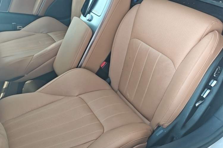 Used BYD Han L 2025 EV Four-Wheel Drive LiDAR Flagship Model Right Front Seat