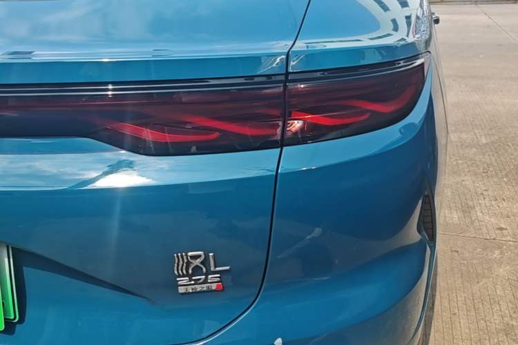 Used BYD Han L 2025 EV Four-Wheel Drive LiDAR Flagship Model Right Rear Taillight