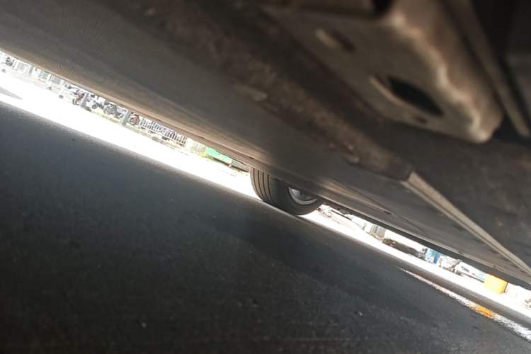 Used BYD Han L 2025 EV Four-Wheel Drive LiDAR Flagship Model Right Side Sill