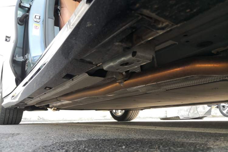 Used BYD Han L 2025 DM-p Four-Wheel-Drive LiDAR Flagship Model Right Side Sill