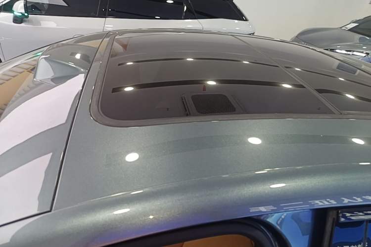 Used BYD Han L 2025 DM-p Four-Wheel-Drive LiDAR Flagship Model Roof