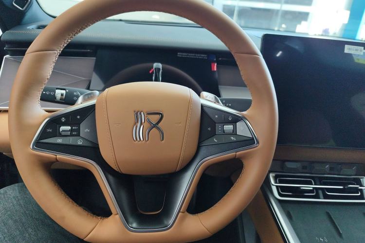 Used BYD Han L 2025 DM-p Four-Wheel-Drive LiDAR Flagship Model Steering Wheel