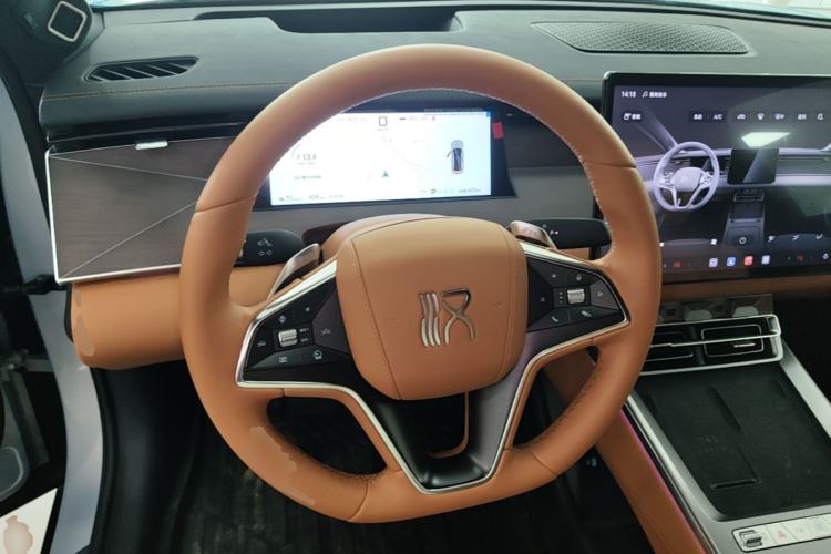 Used BYD Han L 2025 EV Four-Wheel Drive LiDAR Flagship Model Steering Wheel