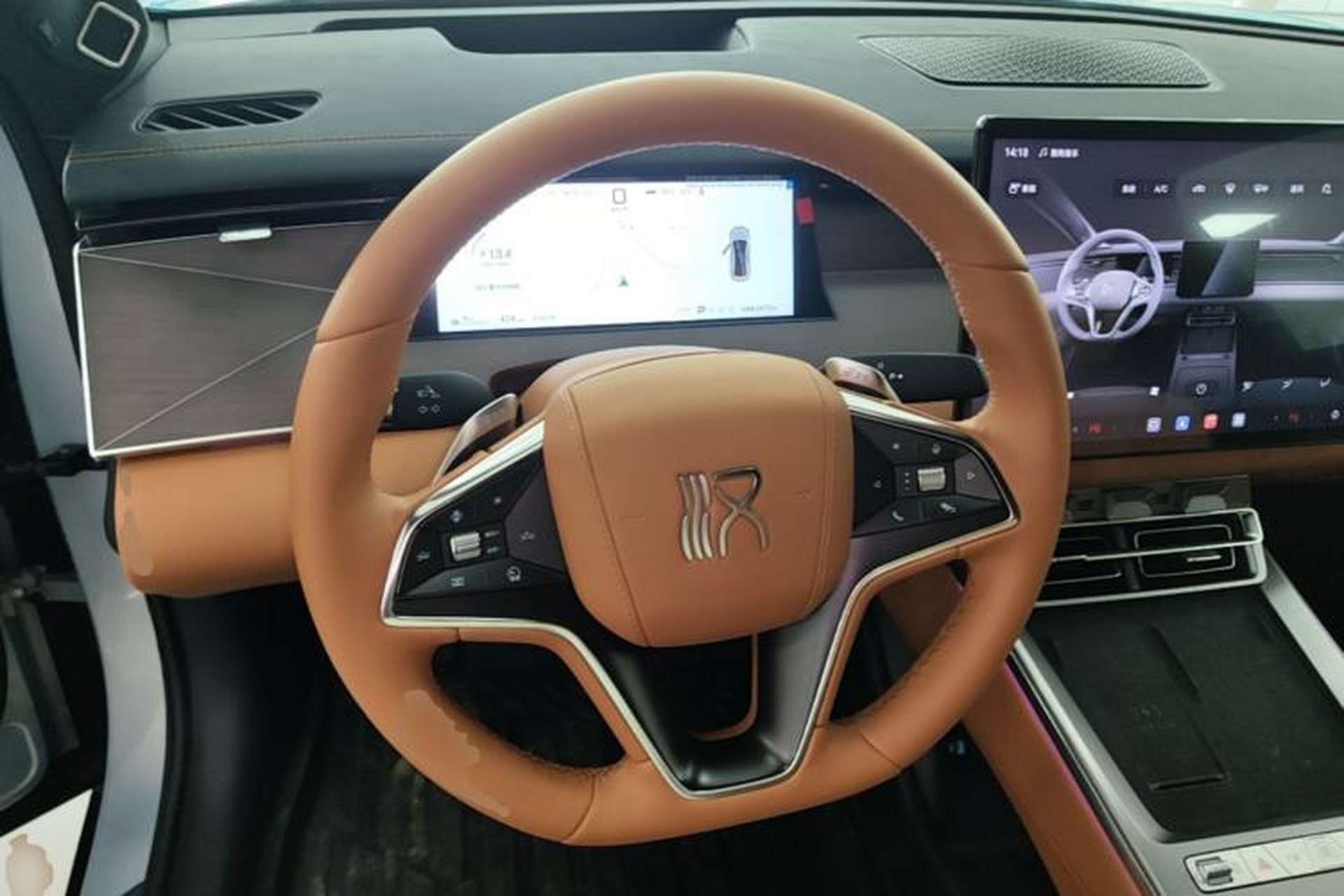 Used BYD Han L 2025 EV Four-Wheel Drive LiDAR Flagship Model Steering Wheel