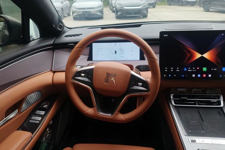 Used BYD Han L 2025 DM-p Four-Wheel-Drive LiDAR Flagship Model Steering Wheel