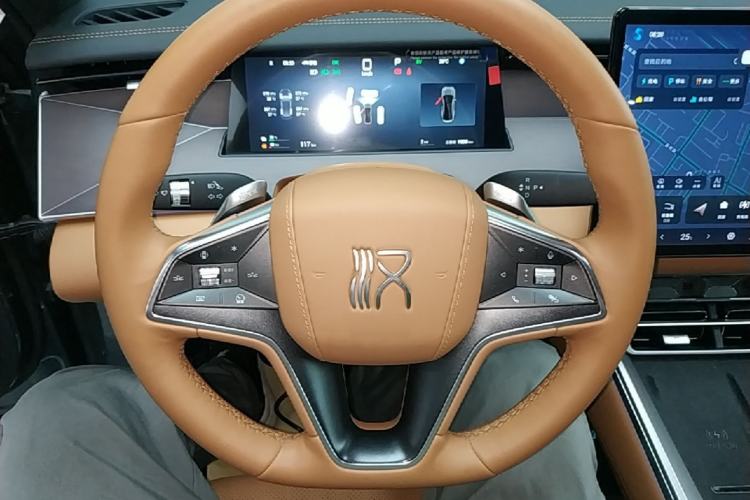 Used BYD Han L 2025 DM-p Four-Wheel-Drive LiDAR Flagship Model Steering Wheel