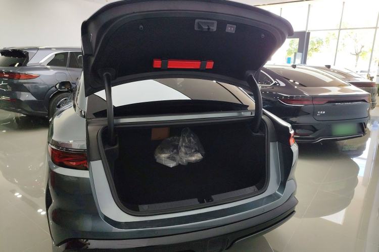 Used BYD Han L 2025 DM-p Four-Wheel-Drive LiDAR Flagship Model Trunk